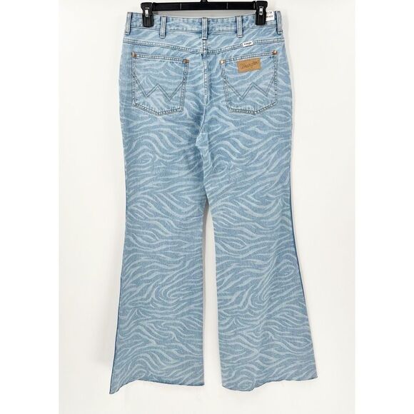 Wrangler Wanderer High Rise Flare Zebra - Picture 3 of 5
